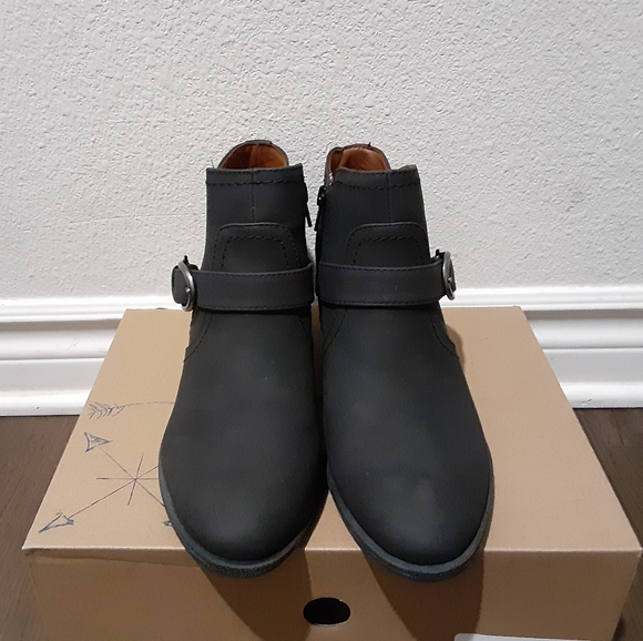 Indigo Rd. - Picture 4 of 4